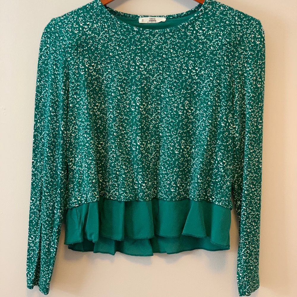Lightweight long sleeve tee